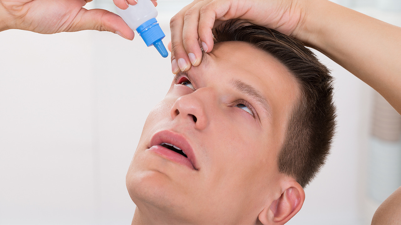 结膜水肿该怎么治疗  结膜水肿用什么眼药水