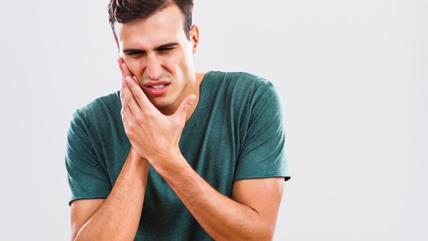 牙龈肿痛吃什么药可以消肿 牙龈肿痛该怎么办