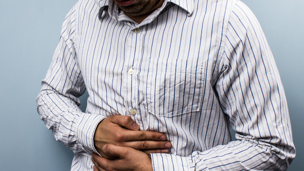 肠癌早期有三种疼痛和腹痛怎么办？