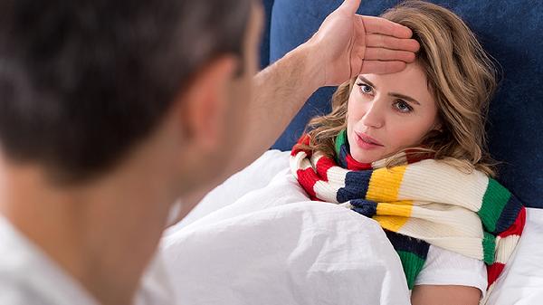 感冒头疼恶心想吐是风寒还是风热