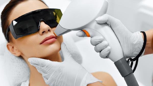 毛周角化症黑色素沉淀怎么去除