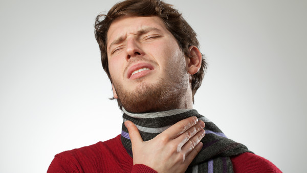 颈椎病的症状并不单一吗？颈椎病会导致声音嘶哑吗？