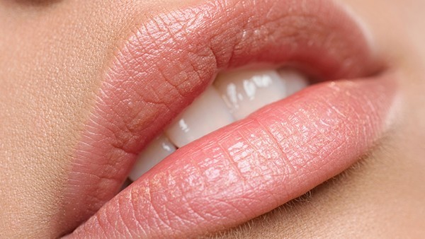 怎么判断唇炎类型  剥脱性唇炎用什么药膏