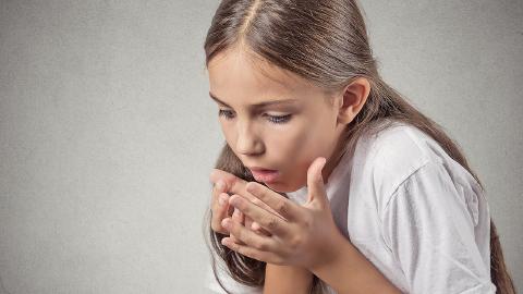 鼻炎、咽炎、慢性咳嗽症状是什么原因？