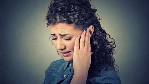 反复中耳炎化脓穿孔严重吗