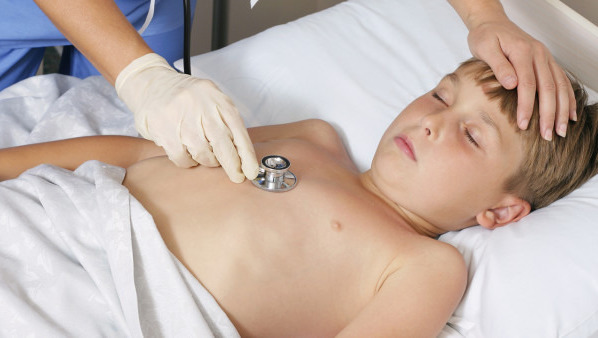 小孩发烧吐是什么原因？这个原因你知道吗？